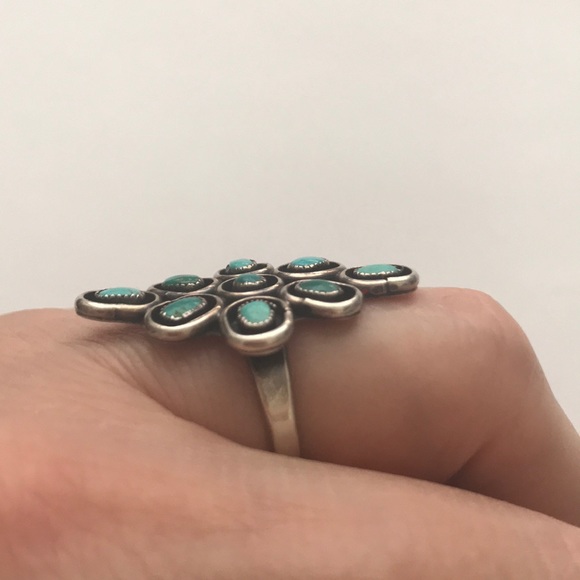 ❌SOLD❌•Zuni Petite Point Ring• - Picture 6 of 8